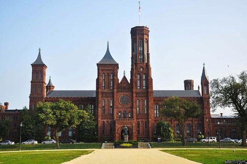 Smithsonian Institution: Smithsonian Castle and Arts & Industries Building